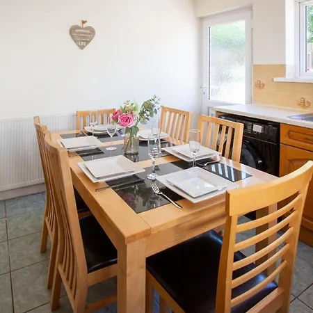 Cozy 3 Bed Family By Park Penrith